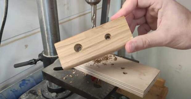 Как с помощью гаек округлить деревянные бруски
