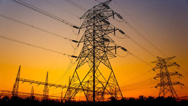 Линии электропередачи. Архивное фото