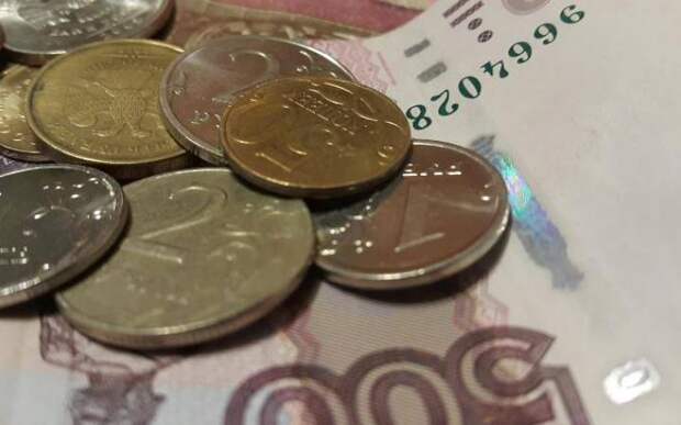 курс рубля Рубль снижается на 36 копеек к доллару и на 41 копейку к евро