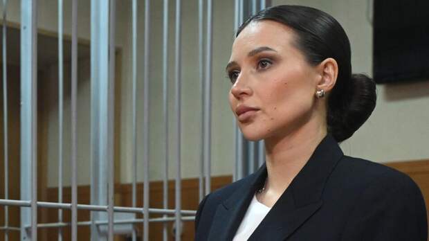 У Лерчек изъяли украшения премиальных брендов и 46 млн рублей