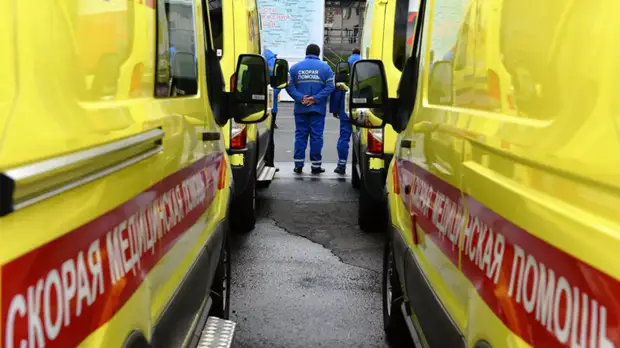 На кладбище в Мурманской области погиб рабочий