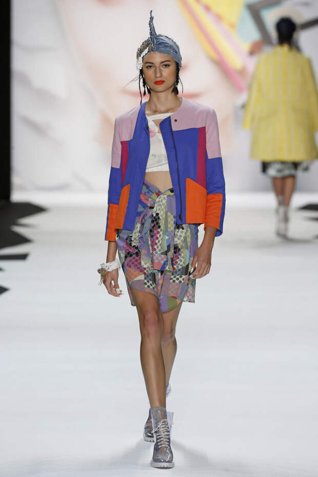 Ready to Wear Spring/Summer 2016