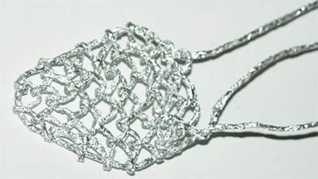 Змея - плетение из фольги - своими руками. Символ 2013 года. Мастер-класс Олеси Емельяновой. Заготовка головы змеи
