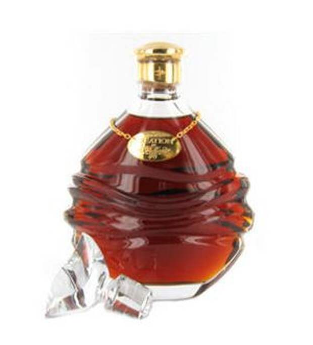 6. Коньяк Martell Creation Cognac In Handcarved Baccarat Decanter, цена $ 7 000 "Коньяк", "дорогой"