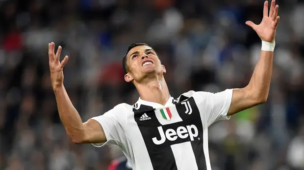 УЕФА дисквалифицировал Роналду на один матч Лиги чемпионов