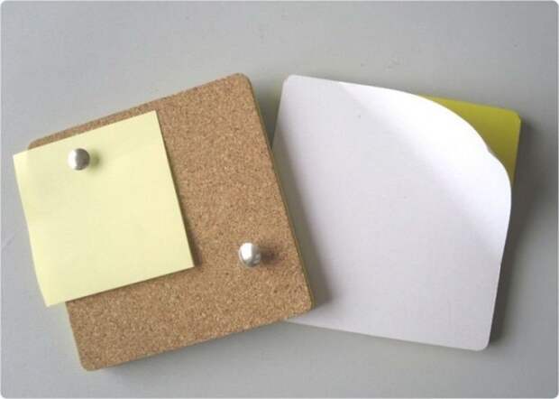 Липкая бумага для заметок поможет при уборке в труднодоступных местах, в том числе на клавиатуре