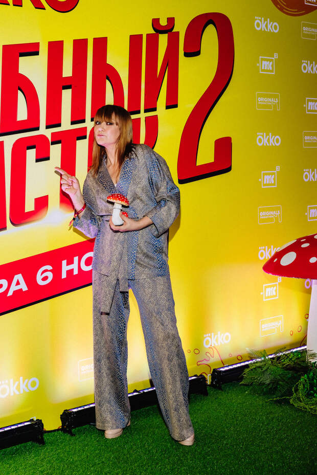 Заморская нечисть: Дарья Мельникова, Александра Урсуляк и Филипп Янковский Заморская нечисть: Дарья Мельникова, Александра Урсуляк и Филипп Янковский