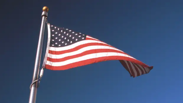 Эксперт оценил предложение запретить в России лотерею на получение грин-карт