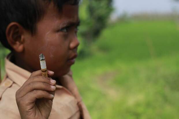 Семилетний курильщик