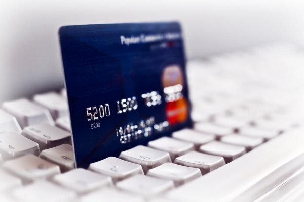 Китайцы начинают теснить Visa и MasterCard Китайцы начинают теснить Visa и MasterCard Платёжные, америка, карты, китай, системы, факты