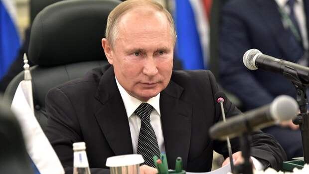 Путин призвал обеспечить максимальную свободу для развития стартапов по ИИ Путин призвал обеспечить максимальную свободу для развития стартапов по ИИ