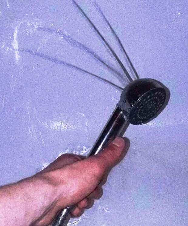 Душ с сюрпризом