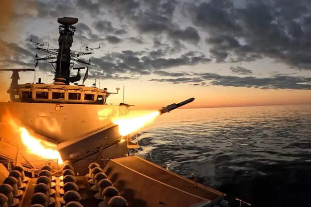 ВМС Британии впервые провели пуск дальнобойной противокорабельной ракеты NSM