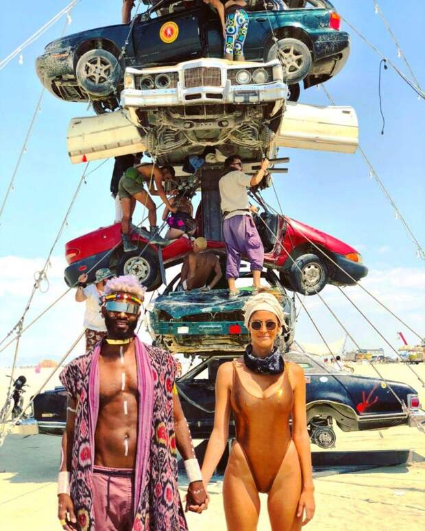 Яркие персонажи фестиваля Burning Man 2018