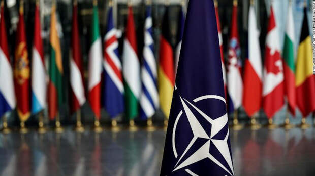 Asia Times: США и НАТО оказались перед лицом двух серьезных угроз из-за Украины