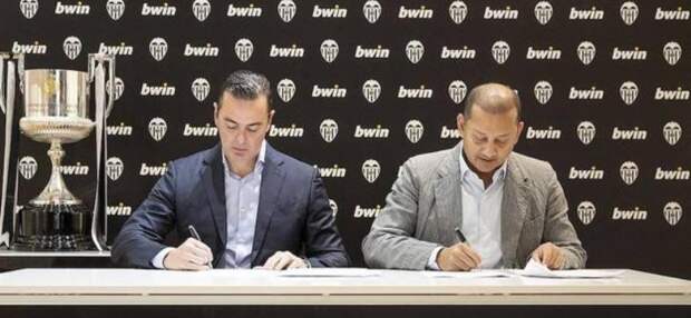 Оператор ставок Bwin стал спонсором Валенсии