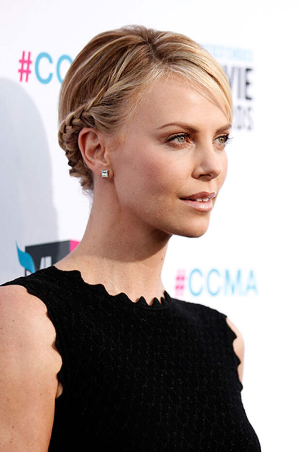 Шарлиз Терон в Azzedine Alaïa, Critics' Choice Awards, 2012 год