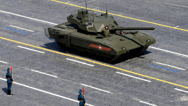 Танк Т-14 на гусеничной платформе Армата. Архивное фото Танк Т-14 на гусеничной платформе Армата. Архивное фото