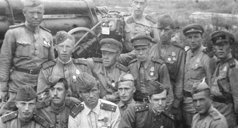 Юрий Никулин (2 слева в 1-м ряду).  Редкие фото Юрия Никулина, история, фото