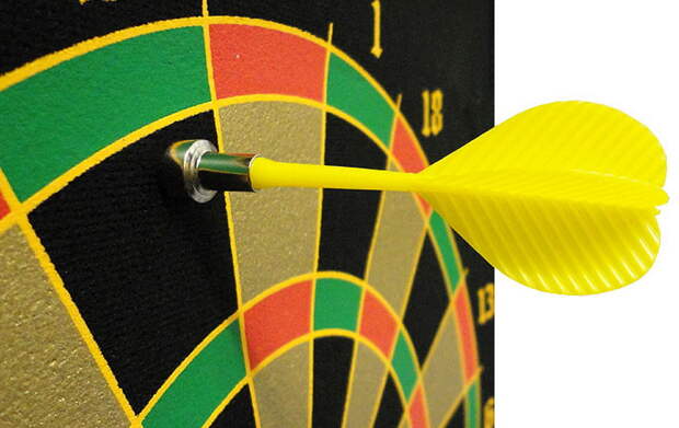 7-magnetic_dartboard_c_2-700x700
