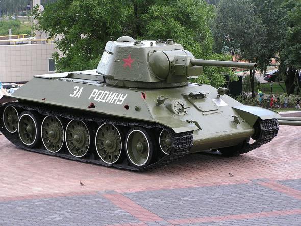Т-34 (образца 1942 года) в Донецке