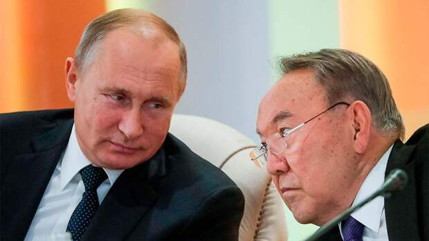 Песков не подтвердил контакт Путина с Назарбаевым