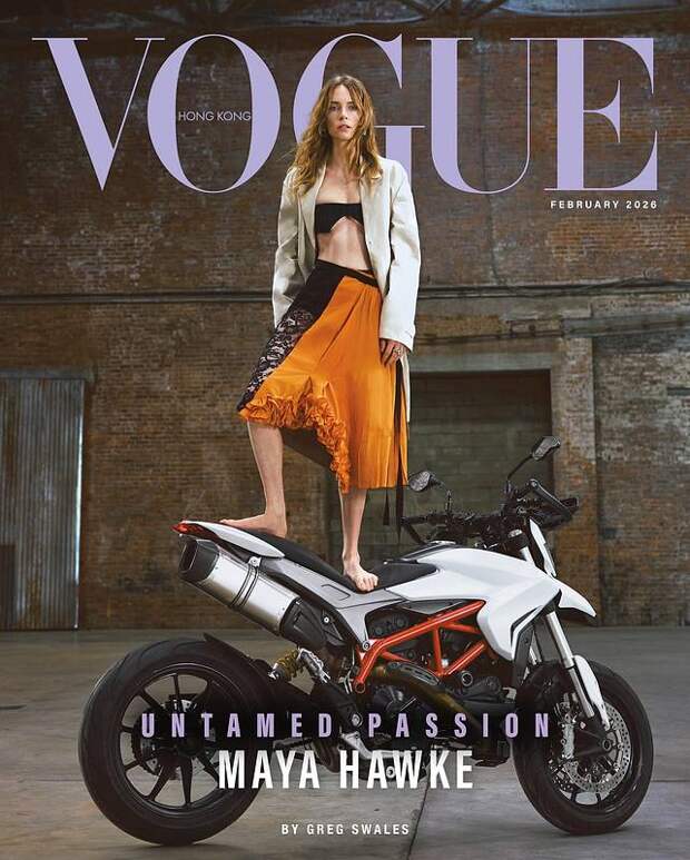 Дочь Умы Турман в откровенном виде снялась на мотоцикле для журнала