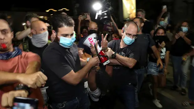 В Израиле прошли массовые протесты из-за ужесточения карантина