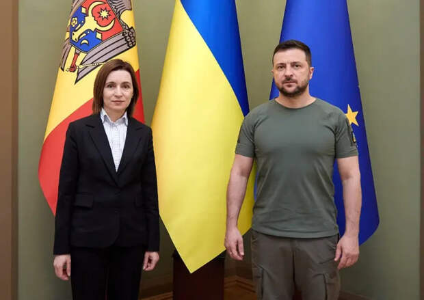 Экс-глава Гагаузии: Санду должна соблюдать нейтралитет в конфликте на Украине, а не оказывать поддержку Киеву