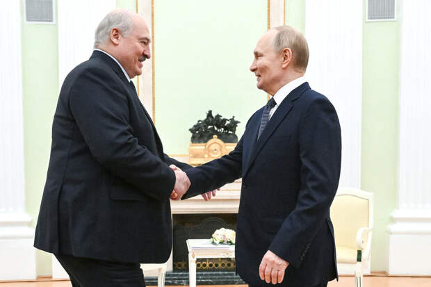 Лукашенко: Путин отверг предложение ударить по центрам принятия решений в Киеве