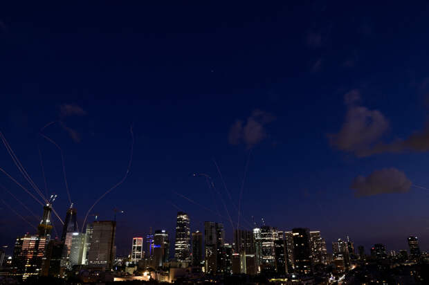 Иран атаковал Тель-Авив