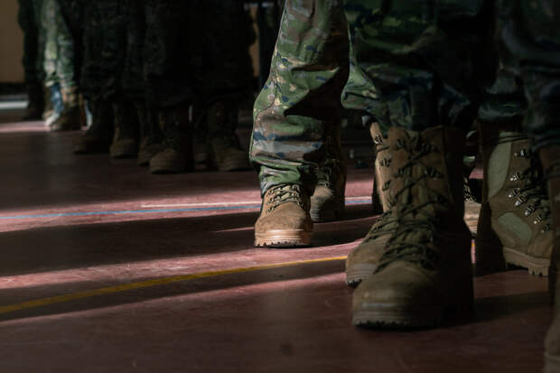 Волонтеры в Херсоне сдают эвакуированных мужчин ТЦК