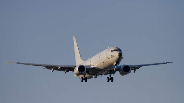 Flightradar24: самолёт-разведчик США замечен у границ Ирана