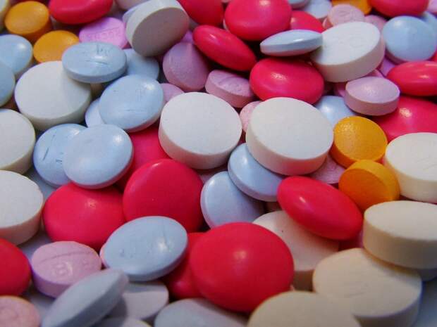 Лекарства часто не сочетаются друг с другом/pixabay.com