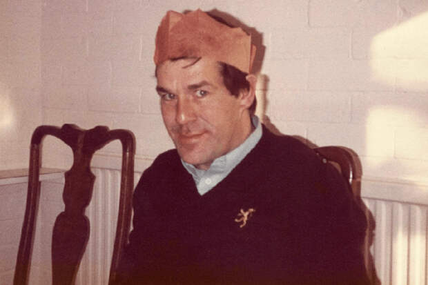 Постучись в мою дверь. Как бездомный мужчина напросился в гости к супругам на Рождество и остался у них на 45 лет?