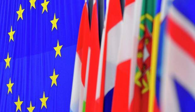 WSJ: в ЕС хотят уступок России в украинском кризисе в обмен на смягчение санкций