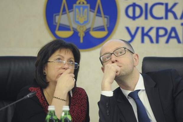 Яресько, Яценюк