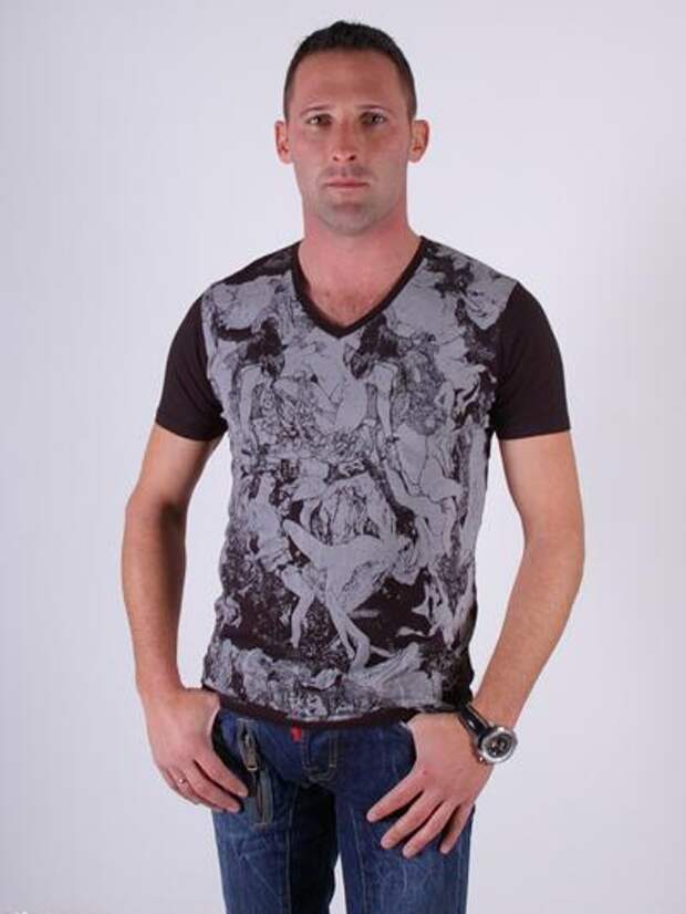Richmond V-neck Graphic T-Shirt for Men- Black