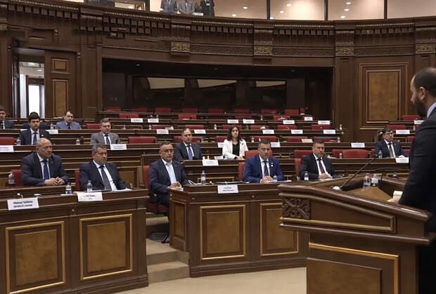 Спикер парламента Армении озвучил условие выхода страны из ОДКБ и ЕАЭС