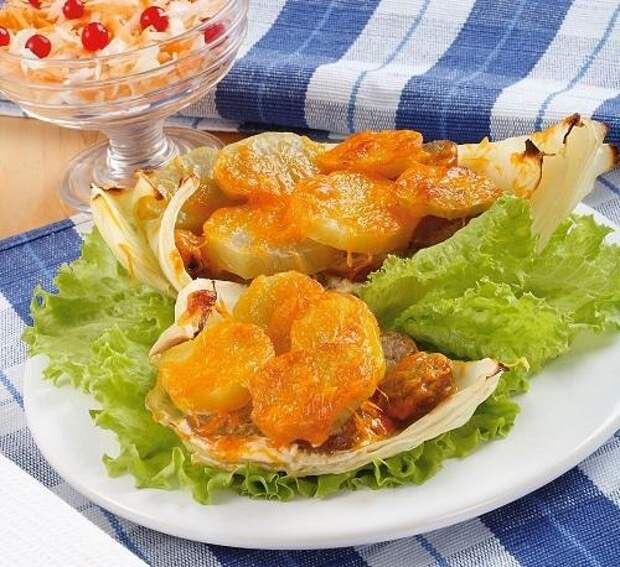 Лодочки из капусты - вкусное блюдо из самых простых продуктов . Капуста, Колбаса, картофель, кулинария, рецепт, еда