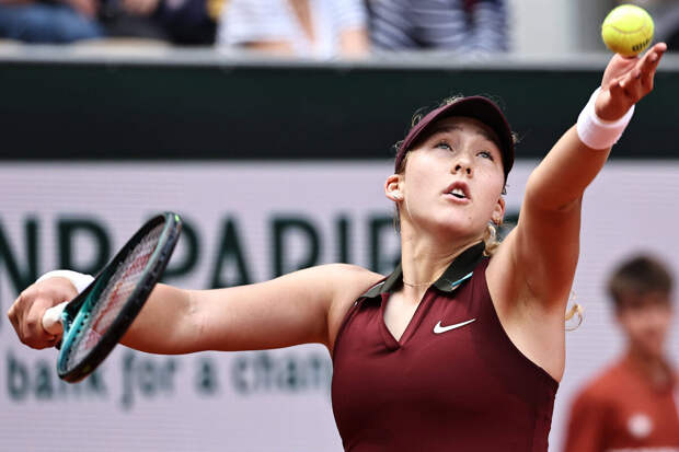 Теннисистка Андреева завершила выступление на турнире в Дохе, проиграв Мбоко