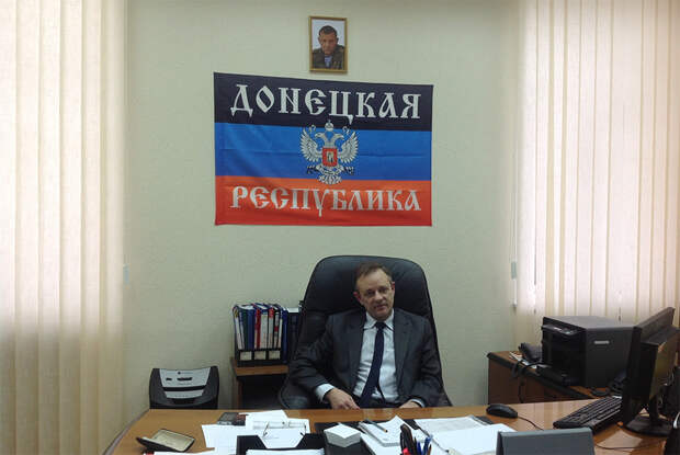 Владимир Михайлович, главный инженер: «Пусть Ахметов скажет спасибо, что мы не дали растащить его завод на металлолом» 912-1.jpg Фото Автора