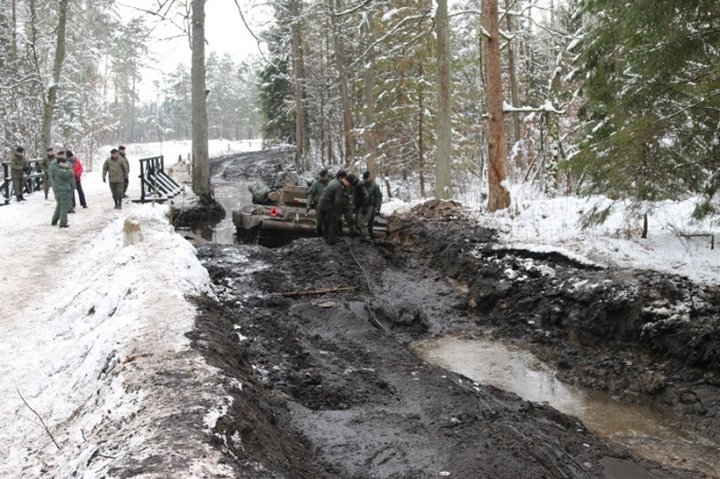 танки
