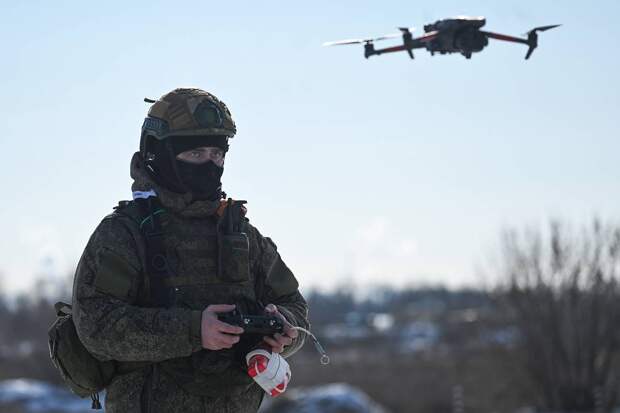 ВС России ударом дрона уничтожили бронемашину ВСУ в ДНР