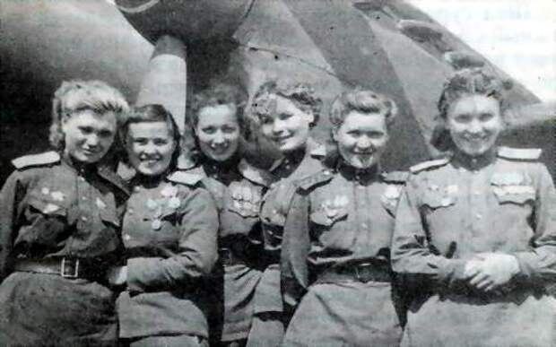 1299501016_sovetskie-zhenshhiny-piloty.jpg (480×300)