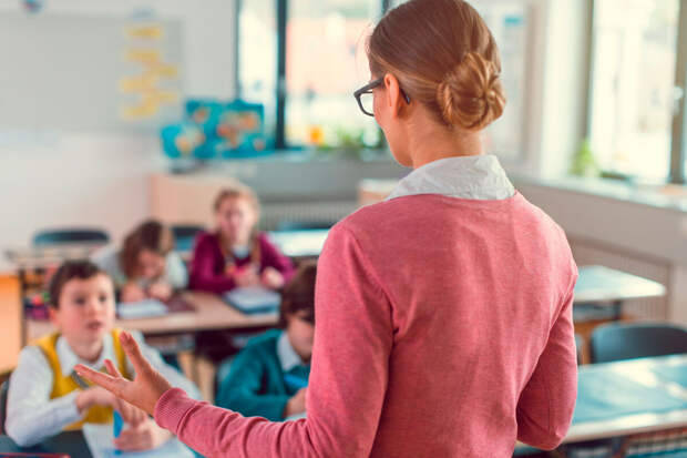 Депутат Зинчук призвал ужесточить наказание за оскорбление учителей и врачей