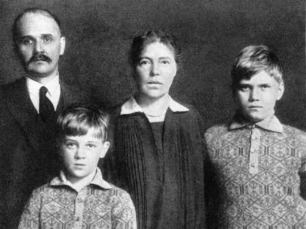 Художница из царской семьи: Как сложилась судьба сестры Николая II в эмиграции