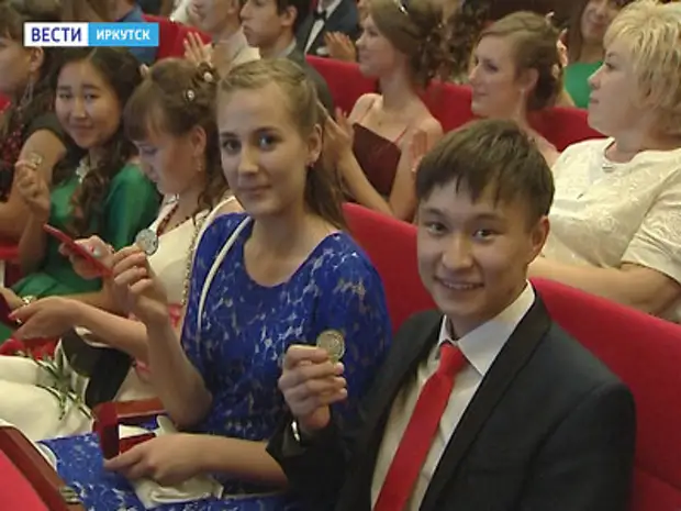 Губернаторский бал иркутск. Губернаторский бал Томск. Губернаторский бал 2023 Иркутск. Выпускной Иркутск.