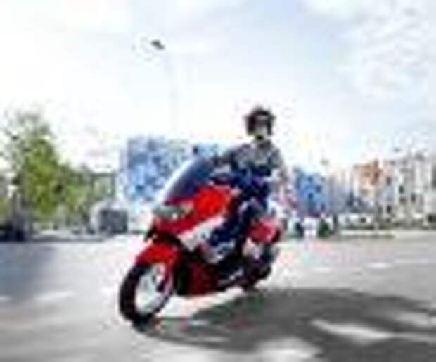 Yamaha представила скутер NMax-125