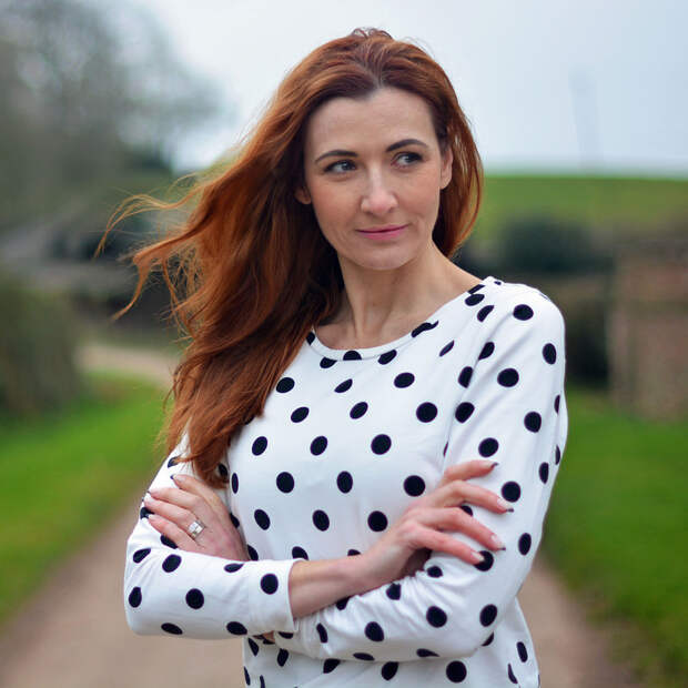 Black & white polka sweatshirt